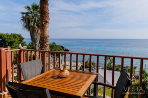 Amphitriti SeaFront Apartments, Loutra Agia Paraskevi